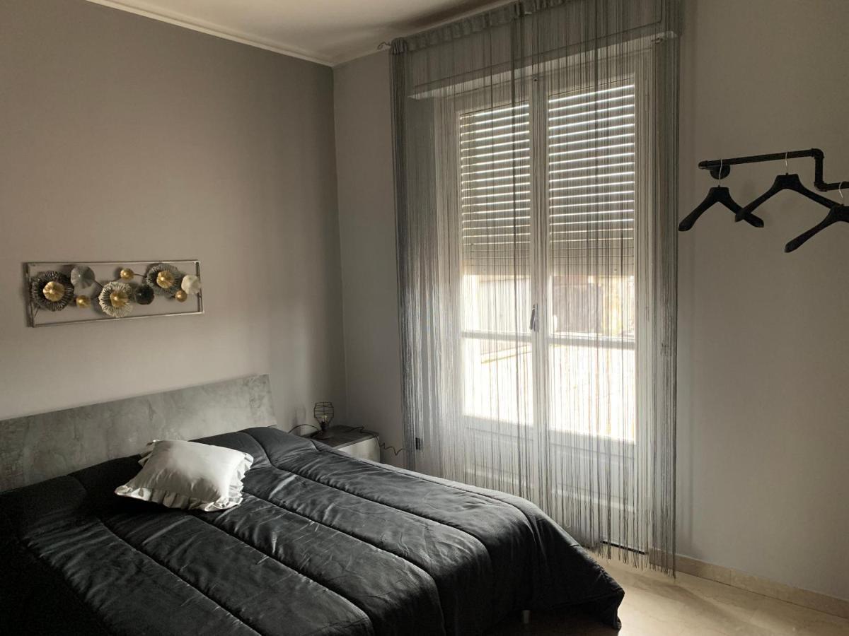 “L' Angolo Dei Sogni” Apartment Casale Monferrato Bagian luar foto