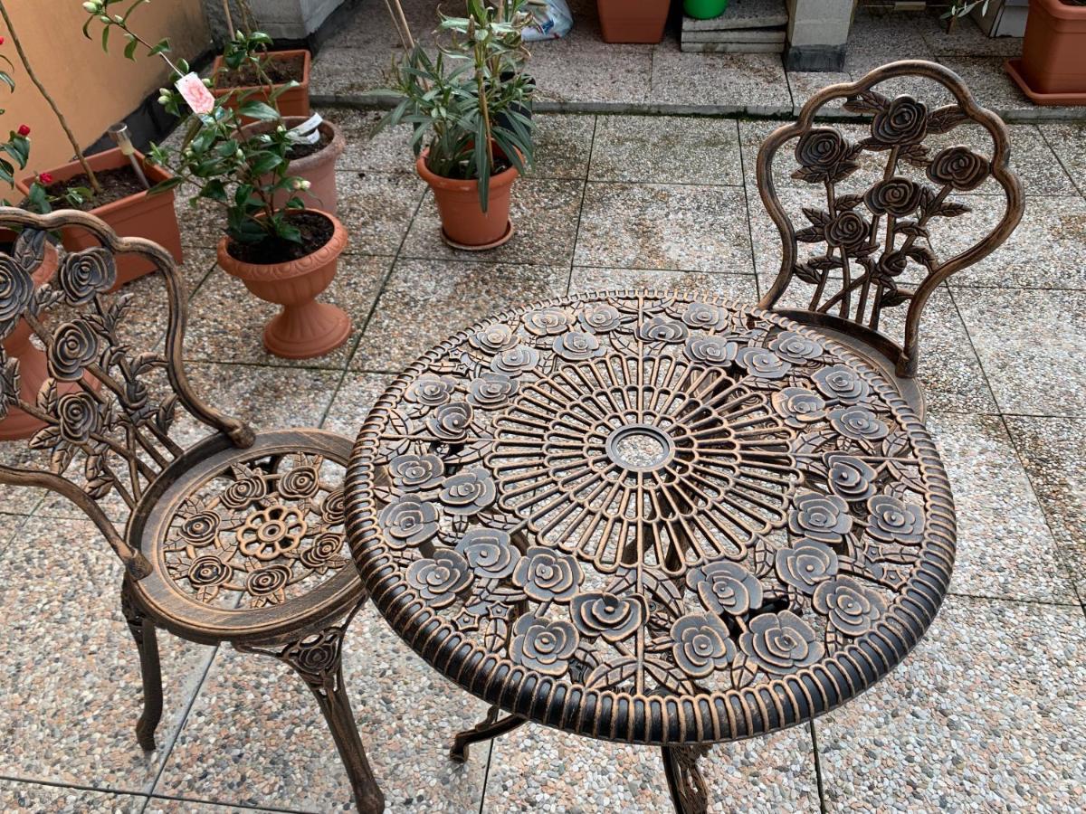 “L' Angolo Dei Sogni” Apartment Casale Monferrato Bagian luar foto